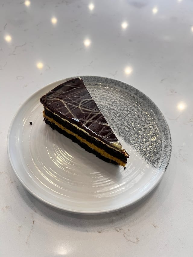 Dubai Chocolate Cake.