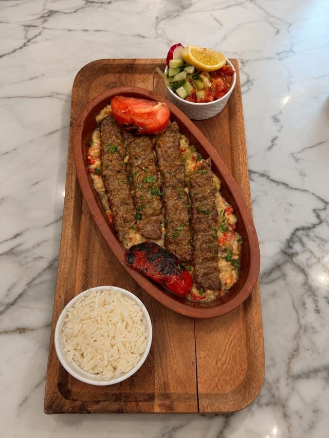 Ali Nazik (plate).